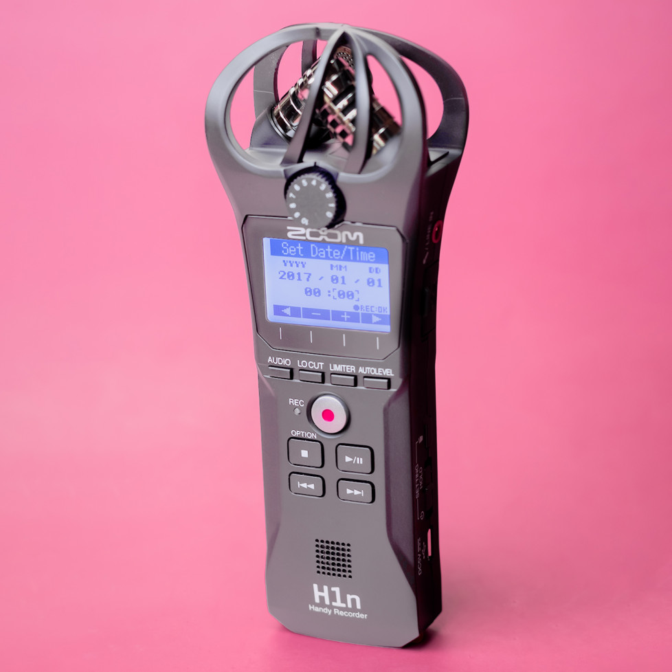 Zoom H1n Grabadora de Audio Portátil con Micrófonos X/Y Estéreo Zoom H1n Grabadora de Audio Portátil con Micrófonos X/Y Estéreo