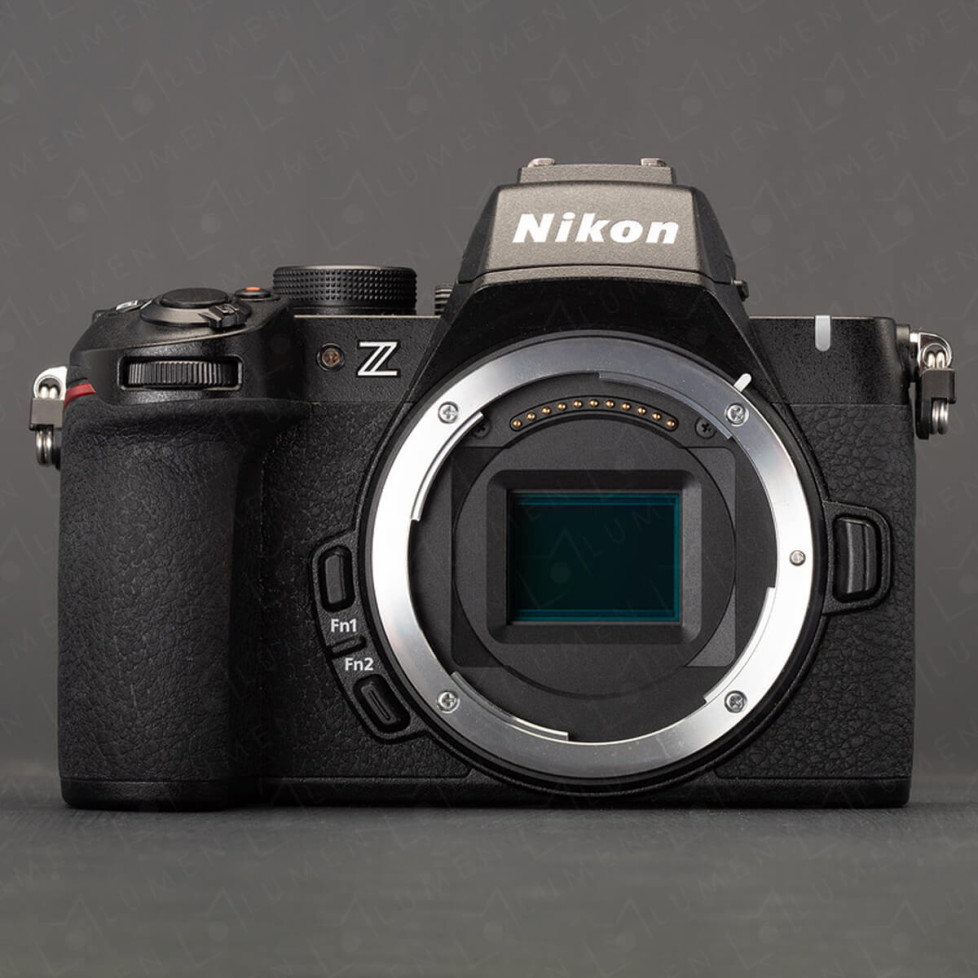 Cámara Nikon Z50 II solo cuerpo disponible en Colombia. Cámara Nikon Z50 II solo cuerpo disponible en Colombia.