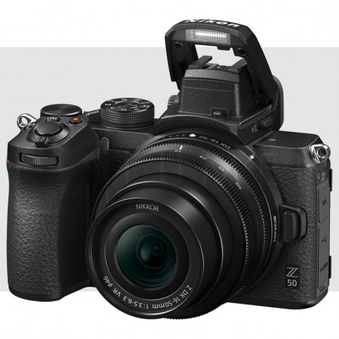 Nikon Z 50 Mirrorless con 16-50mm f/3.5-6.3 VR